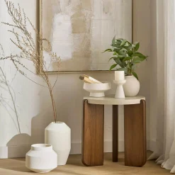 Ceramic Pillar Holder
