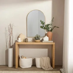 Curved Ceramic Table Vase