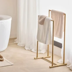Metal Towel Rack