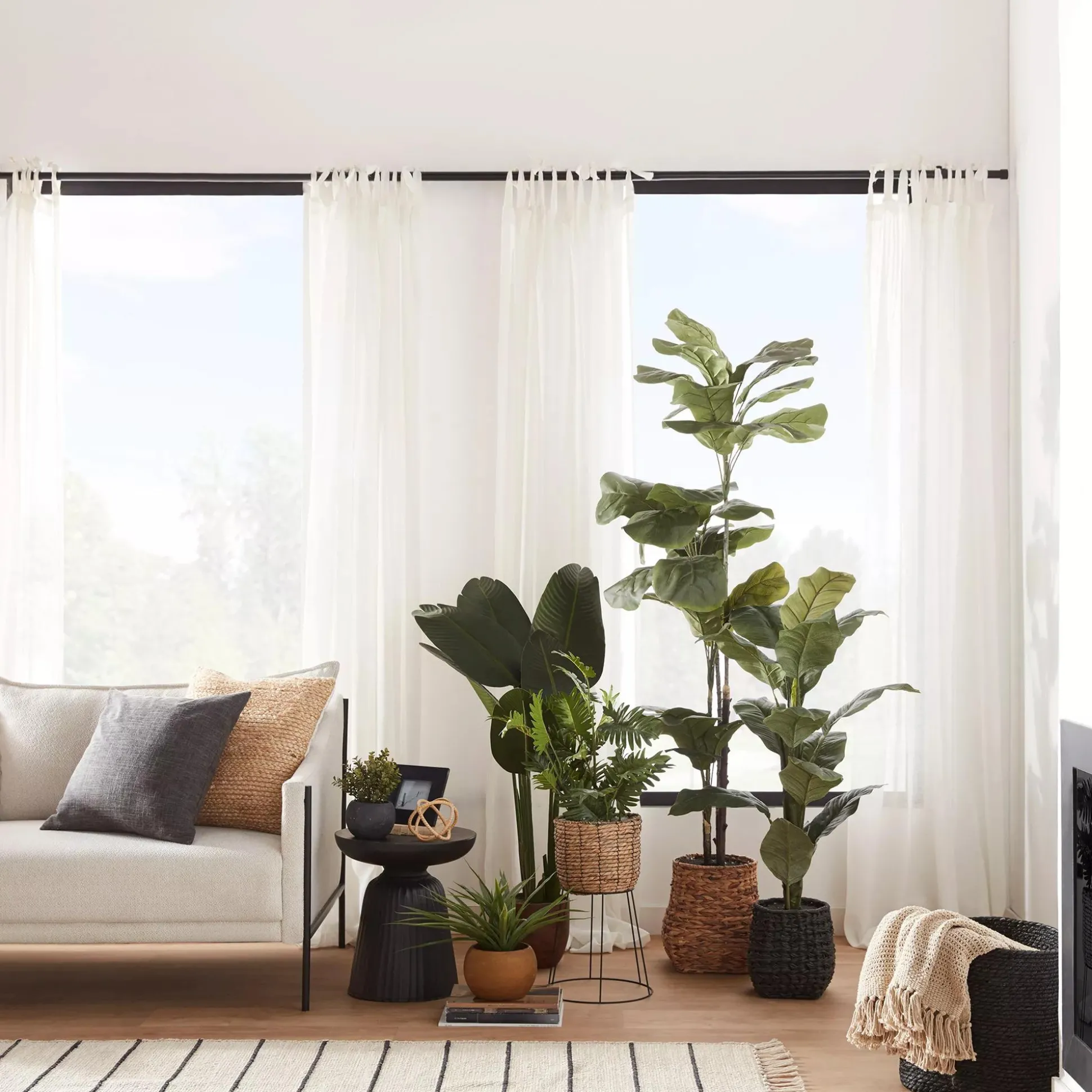 Natural Rattan Planter on Metal Legs
