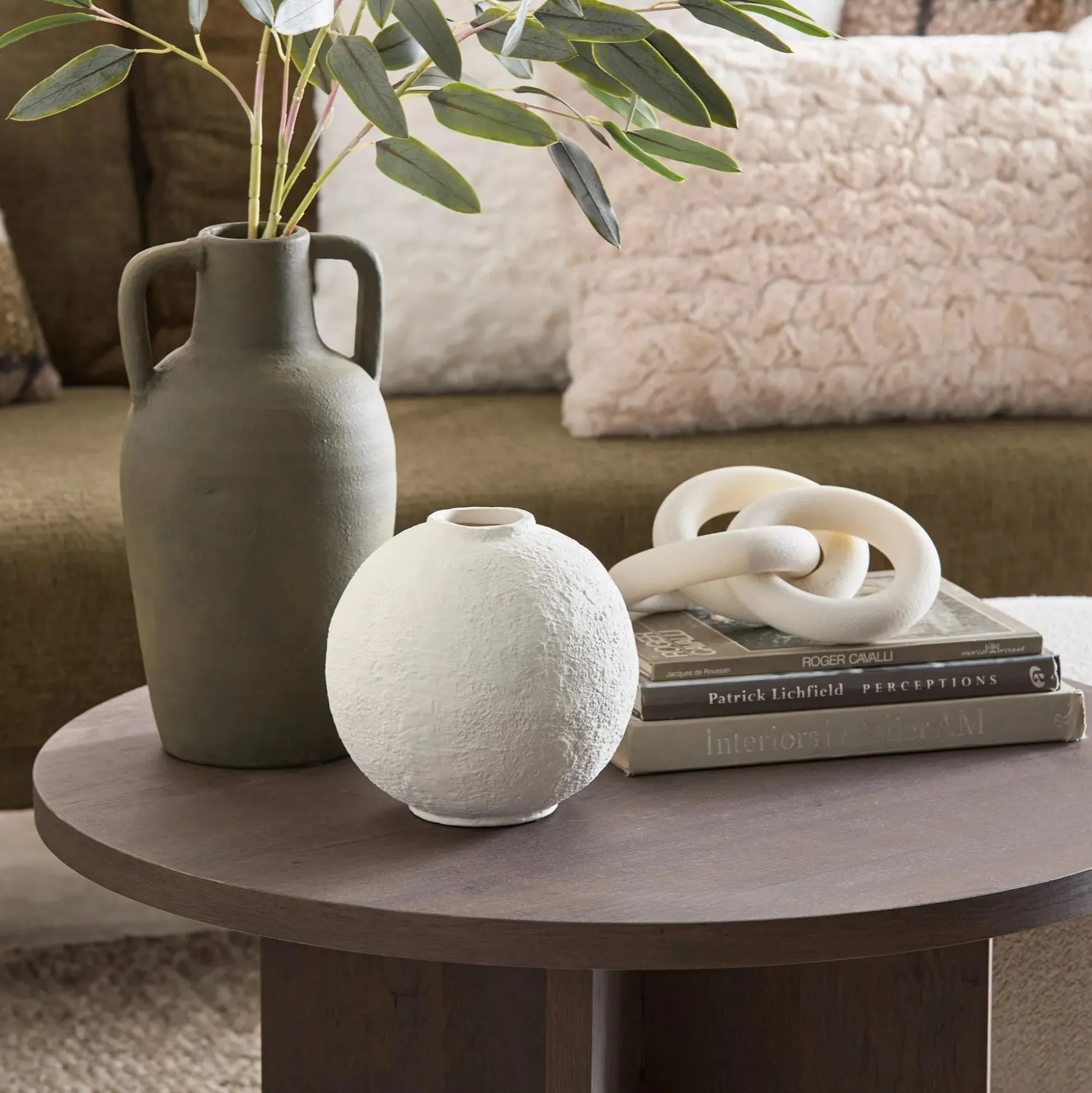 Round Ceramic Table Vase
