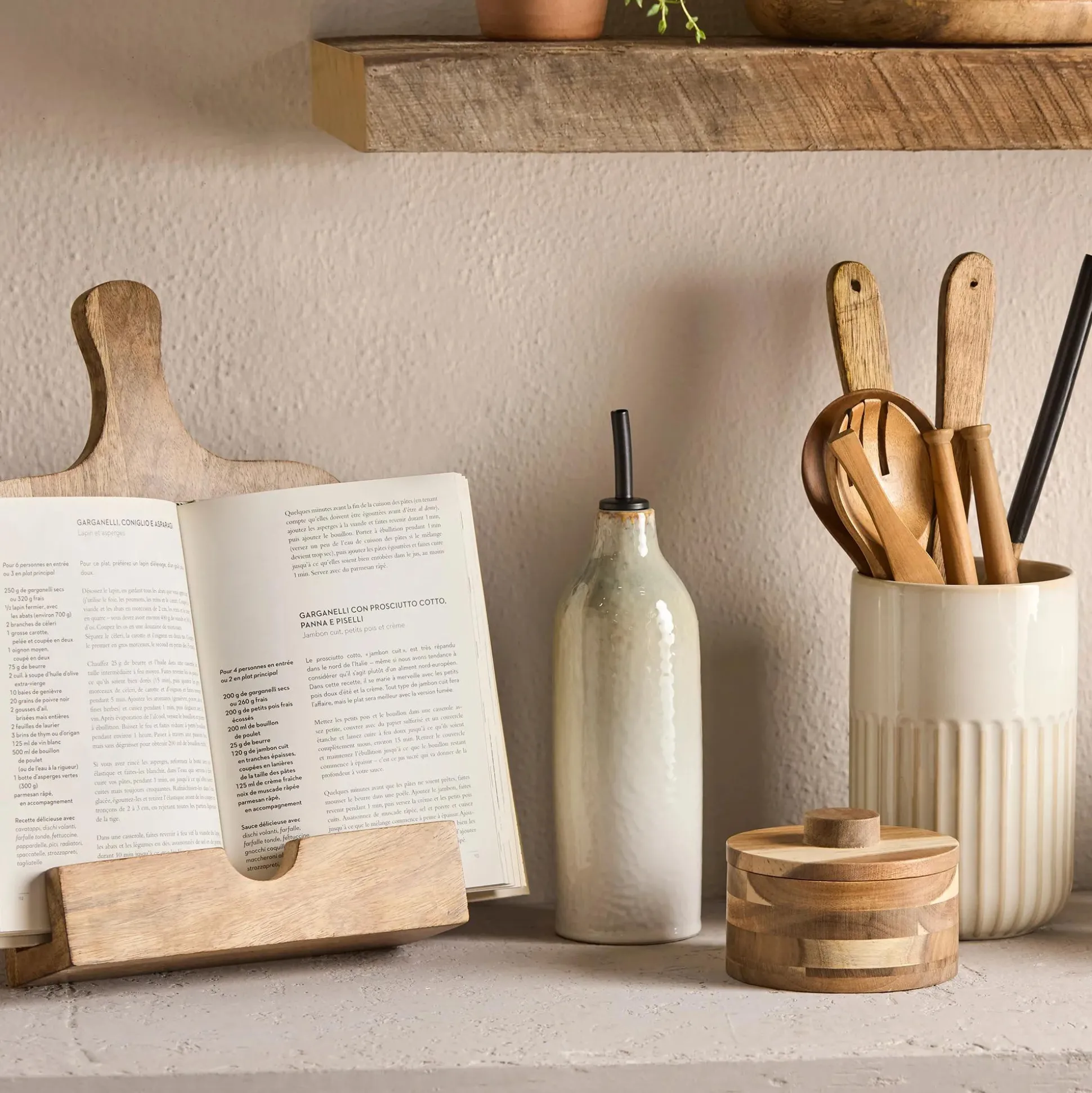 Utensils Holder