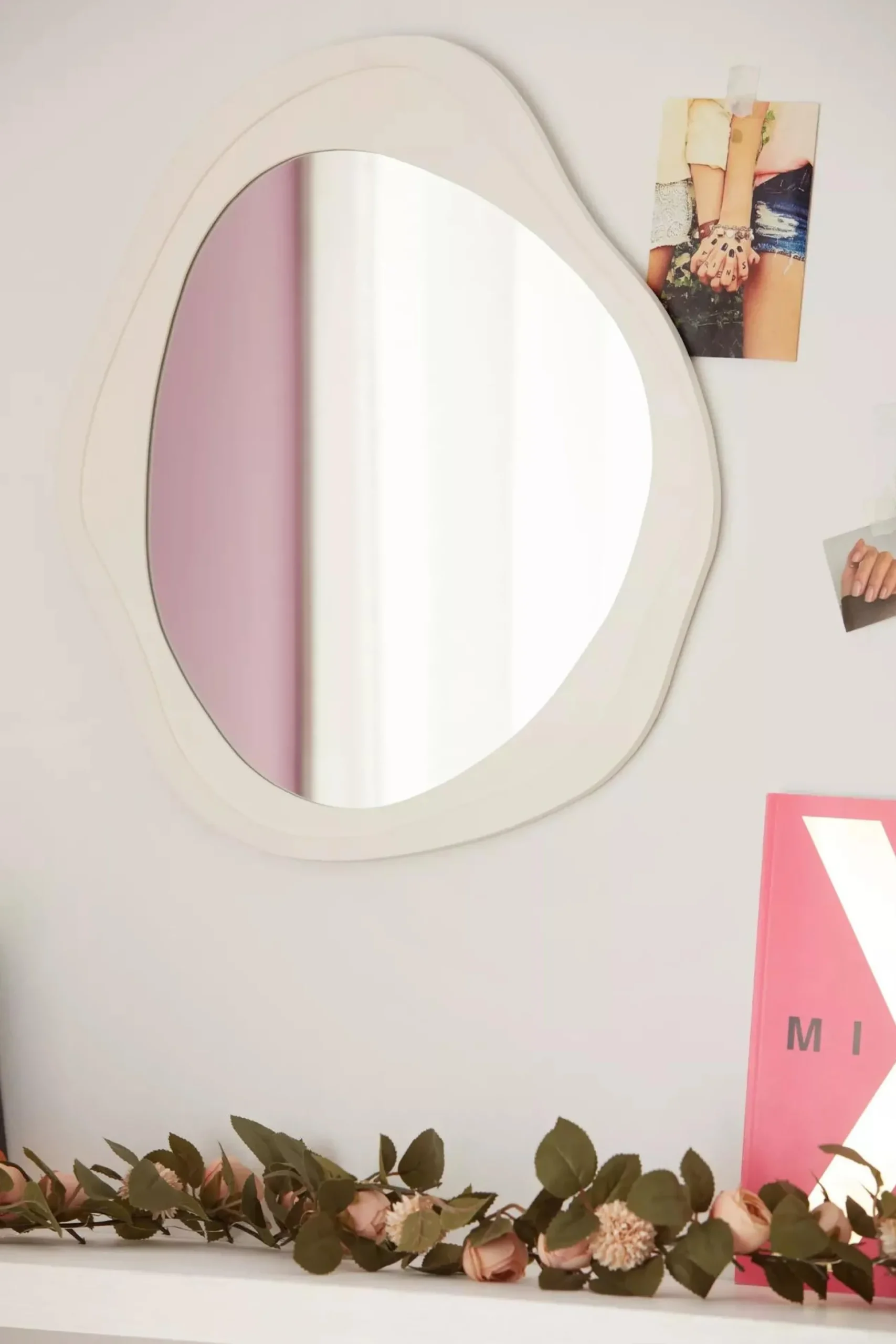 Wiggly Mirror